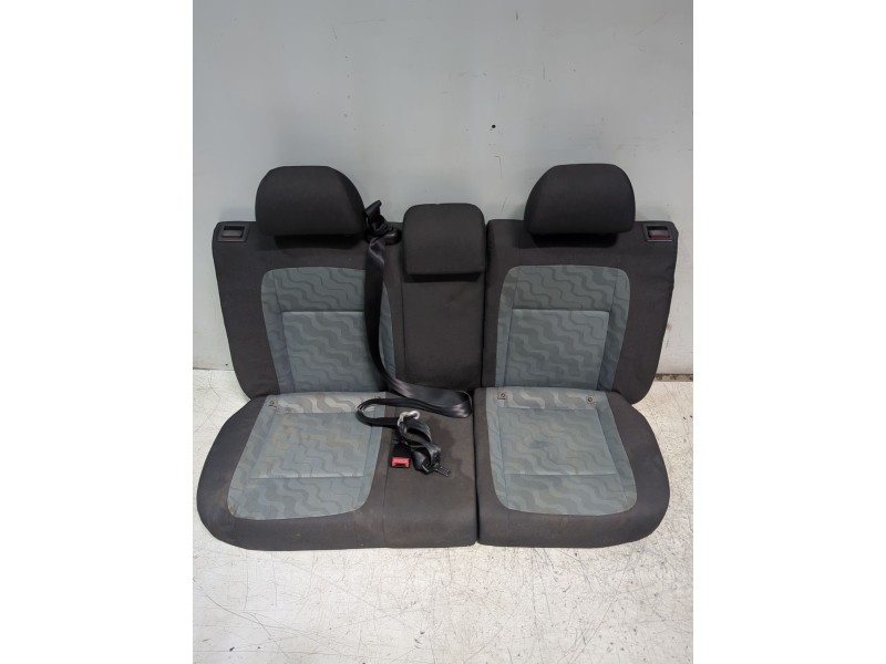 Recambio de asiento trasero para skoda fabia ii (542) 1.2 referencia OEM IAM   