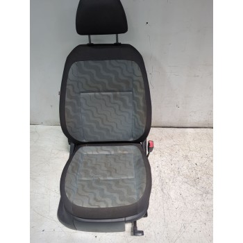 ASIENTO DELANTERO DERECHO 