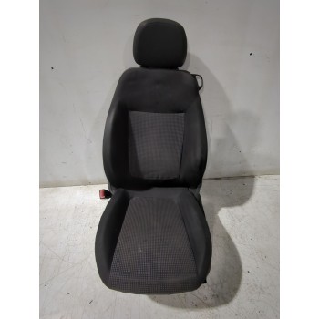 ASIENTO DELANTERO IZQUIERDO 