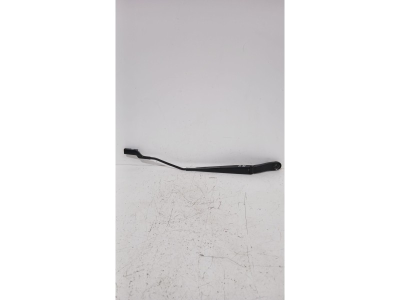 Recambio de brazo limpia delantero derecho para mg zs suv (azs1) 1.5 vti referencia OEM IAM 11598052  