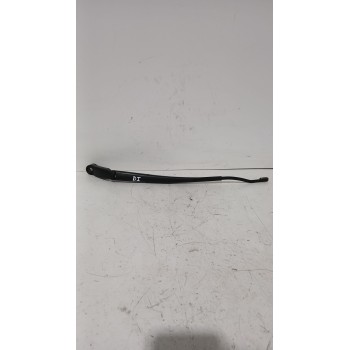 Recambio de brazo limpia delantero izquierdo para toyota yaris (_p9_) 1.33 vvt-i (nsp90_) referencia OEM IAM 852210D070  