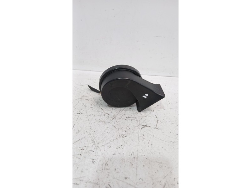 Recambio de claxon para mg zs suv (azs1) 1.5 vti referencia OEM IAM 10284623  