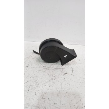 Recambio de claxon para mg zs suv (azs1) 1.5 vti referencia OEM IAM 10284623  
