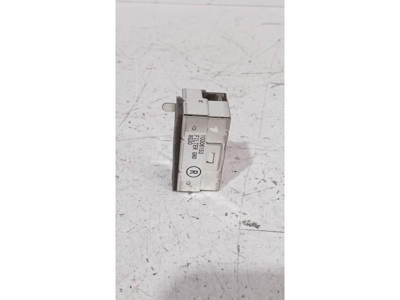 Recambio de sensor para mg zs suv (azs1) 1.5 vti referencia OEM IAM 10306153  