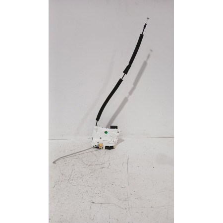 Recambio de cerradura puerta delantera izquierda para mg zs suv (azs1) 1.5 vti referencia OEM IAM 11095994  