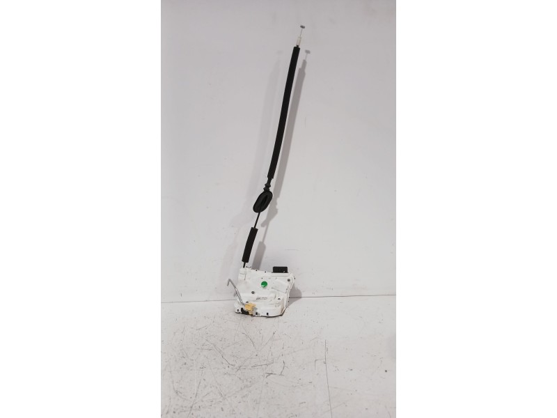 Recambio de cerradura puerta trasera izquierda para mg zs suv (azs1) 1.5 vti referencia OEM IAM 11095997  
