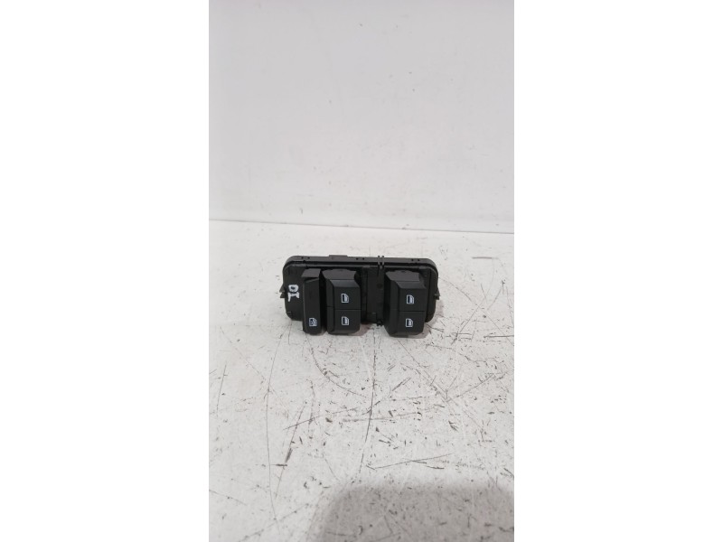Recambio de mando elevalunas delantero izquierdo para mg zs suv (azs1) 1.5 vti referencia OEM IAM 11270686  