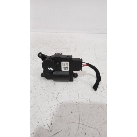 Recambio de motor apertura trampilla para mg zs suv (azs1) 1.5 vti referencia OEM IAM 11946446  
