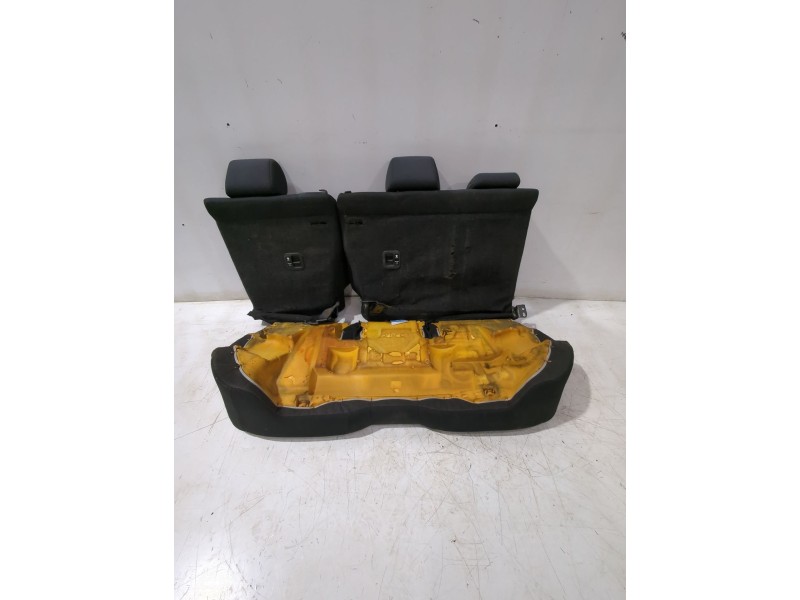 Recambio de asiento trasero para mazda 3 sedán (bk) 1.6 (bk12) referencia OEM IAM   