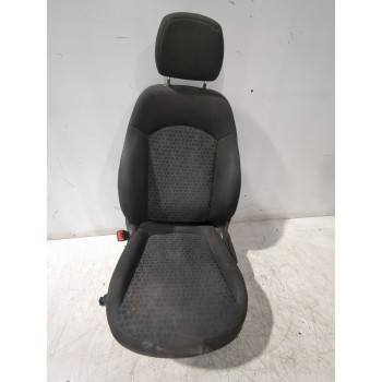 ASIENTO DELANTERO IZQUIERDO 