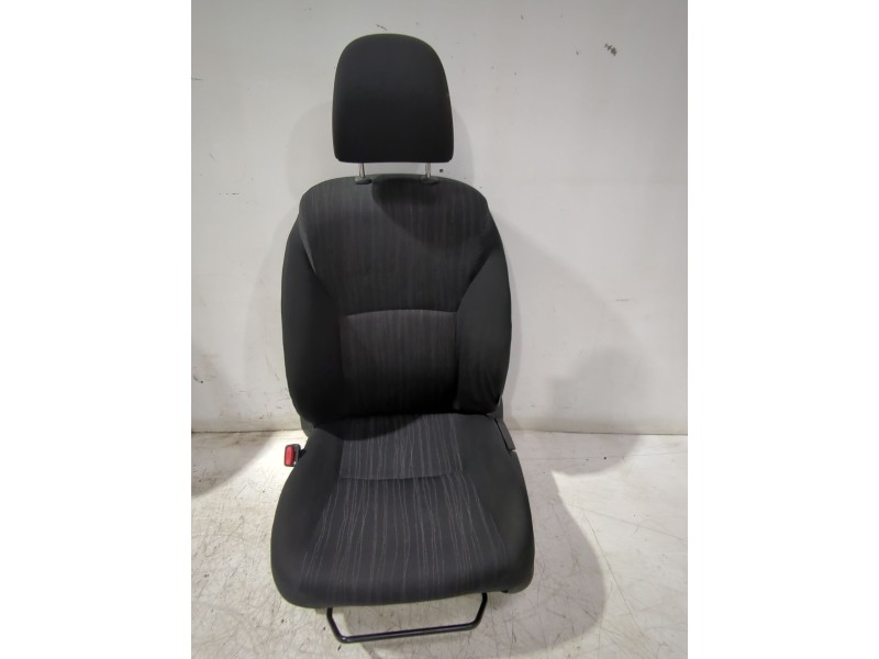 Recambio de asiento delantero izquierdo para toyota auris (_e15_) 1.6 (zre151_) referencia OEM IAM   