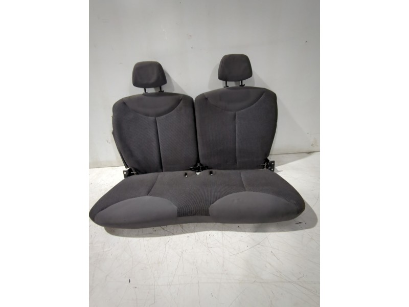 Recambio de asiento trasero para peugeot 107 (pm_, pn_) 1.4 hdi referencia OEM IAM   