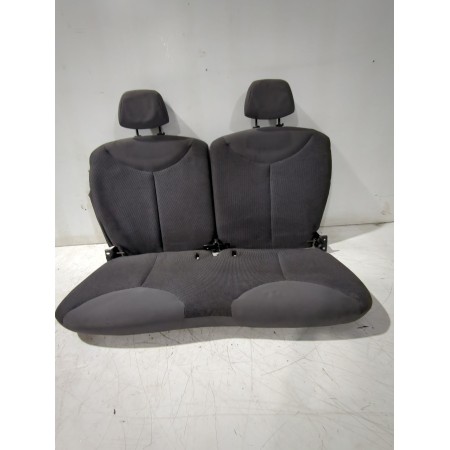 Recambio de asiento trasero para peugeot 107 (pm_, pn_) 1.4 hdi referencia OEM IAM   