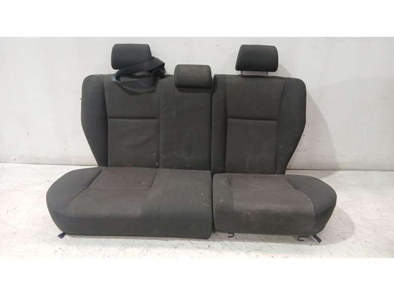 Recambio de asiento trasero para toyota corolla (_e12_) 2.0 d-4d (cde120r_, cde120l_) referencia OEM IAM   