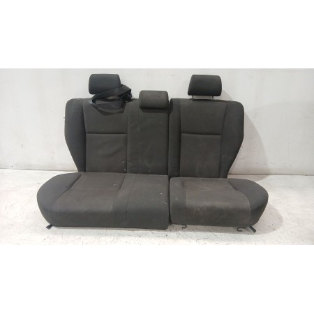 Recambio de asiento trasero para toyota corolla (_e12_) 2.0 d-4d (cde120r_, cde120l_) referencia OEM IAM   