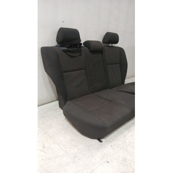 Recambio de asiento trasero para toyota corolla (_e12_) 2.0 d-4d (cde120r_, cde120l_) referencia OEM IAM   