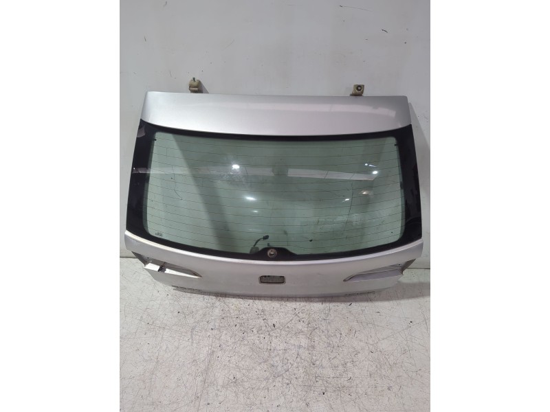 Recambio de porton trasero para seat ibiza iii (6l1) 1.4 16v referencia OEM IAM 6L6827024B  