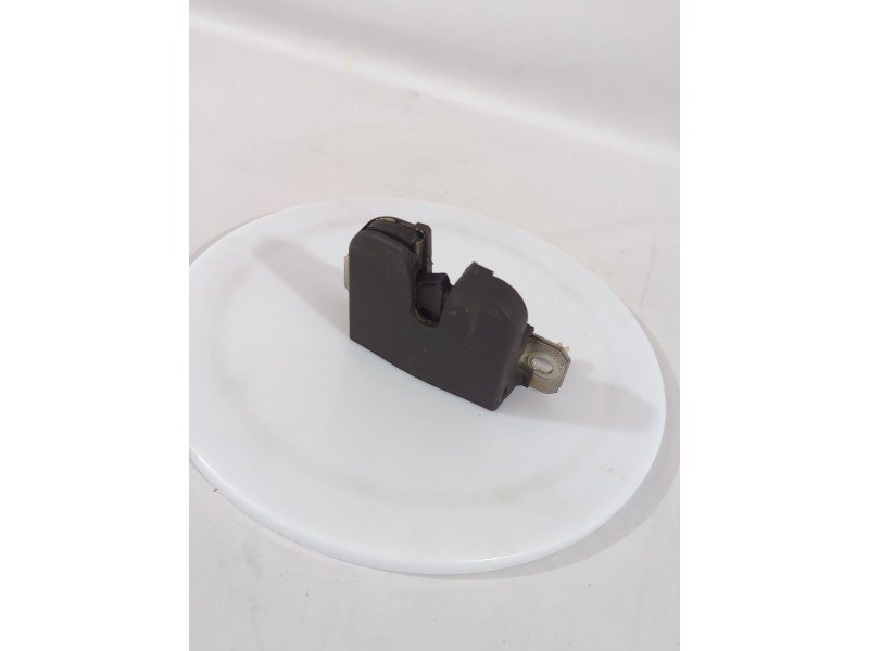 Recambio de cerradura maletero / porton para seat ibiza iii (6l1) 1.4 16v referencia OEM IAM 6L6827505A9B9  