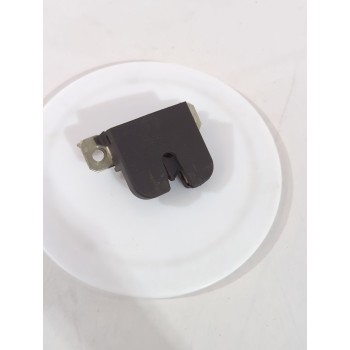 Recambio de cerradura maletero / porton para seat ibiza iii (6l1) 1.4 16v referencia OEM IAM 6L6827505A9B9  