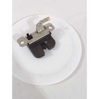 Recambio de cerradura maletero / porton para seat ibiza iii (6l1) 1.4 16v referencia OEM IAM 6L6827505A9B9  
