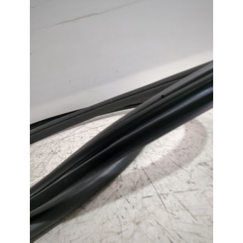 Recambio de gomas contorno puerta para mg zs suv (azs1) 1.5 vti referencia OEM IAM   