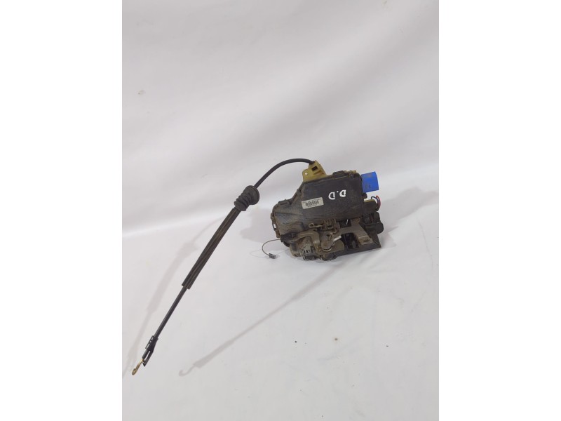 Recambio de cerradura puerta delantera derecha para seat ibiza iii (6l1) 1.4 16v referencia OEM IAM 7E1837016A  