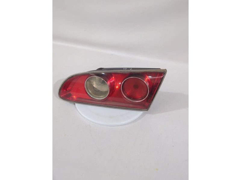Recambio de piloto trasero derecho interior para seat ibiza iii (6l1) 1.4 16v referencia OEM IAM 6L6945108  