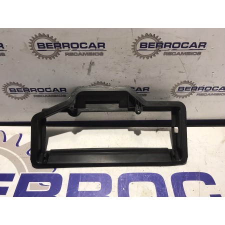 Recambio de moldura para saab 9-3 berlina 2.0 cat referencia OEM IAM 4216925  