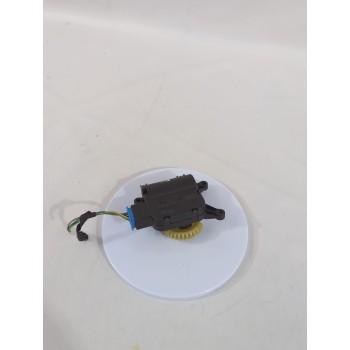 Recambio de motor apertura trampilla para seat ibiza iii (6l1) 1.4 16v referencia OEM IAM 0132801357  