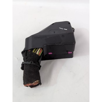 Recambio de caja reles / fusibles para seat ibiza iii (6l1) 1.4 16v referencia OEM IAM 6Q0941828B  