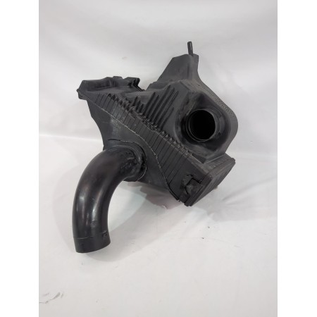 Recambio de caja filtro aire para renault clio iii (br0/1, cr0/1) 1.4 16v referencia OEM IAM 8200398989A  