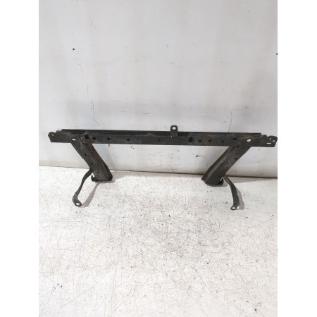 Recambio de travesaño para renault clio iii (br0/1, cr0/1) 1.4 16v referencia OEM IAM 8200803449  