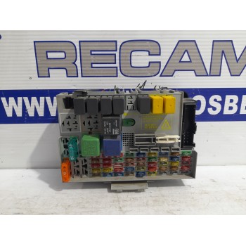 CAJA RELES / FUSIBLES 24412497 