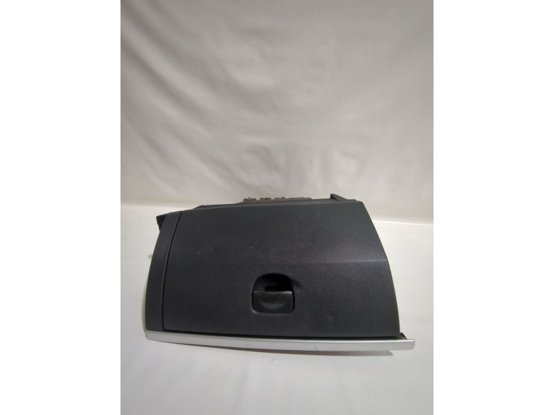 Recambio de guantera para renault clio iii (br0/1, cr0/1) 1.4 16v referencia OEM IAM 7701208805  