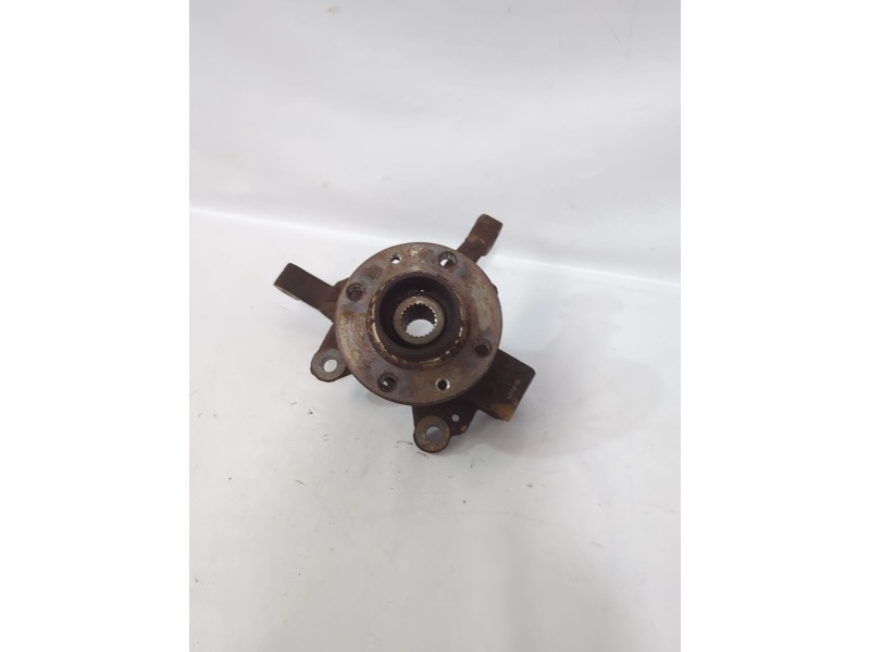 Recambio de mangueta delantera izquierda para renault clio iii (br0/1, cr0/1) 1.4 16v referencia OEM IAM 8200345944  