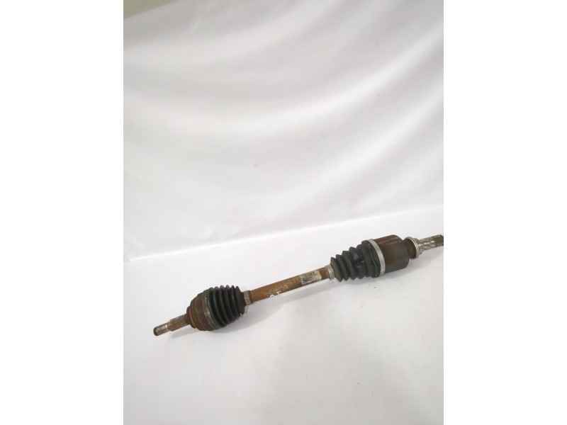 Recambio de transmision delantera izquierda para renault clio iii (br0/1, cr0/1) 1.4 16v referencia OEM IAM 7711368512  