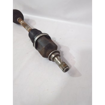 Recambio de transmision delantera izquierda para renault clio iii (br0/1, cr0/1) 1.4 16v referencia OEM IAM 7711368512  