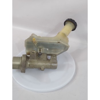Recambio de bomba freno para renault clio iii (br0/1, cr0/1) 1.4 16v referencia OEM IAM 7701208838  