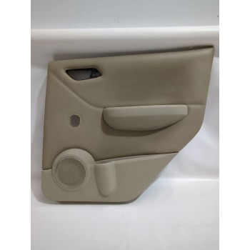 GUARNECIDO PUERTA TRASERA DERECHA A1697300470 
