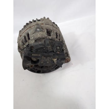 Recambio de alternador para renault clio iii (br0/1, cr0/1) 1.4 16v referencia OEM IAM 8200660025  