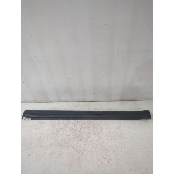 FALDON LATERAL A1696101408 