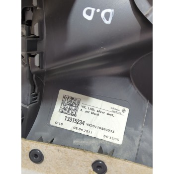 Recambio de guarnecido puerta delantera derecha para opel astra j sedán 1.7 cdti (69) referencia OEM IAM 13315234  