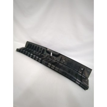 Recambio de moldura para mercedes-benz clase a (w169) a 160 cdi (169.006, 169.306) referencia OEM IAM A1696900041  