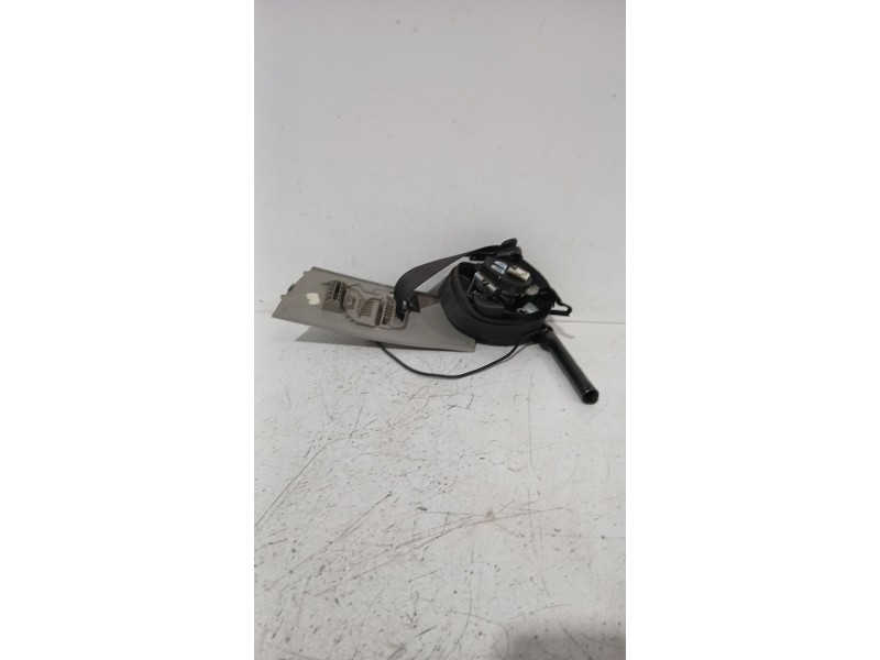 Recambio de cinturon seguridad delantero derecho para opel astra j sedán 1.7 cdti (69) referencia OEM IAM 13394804  