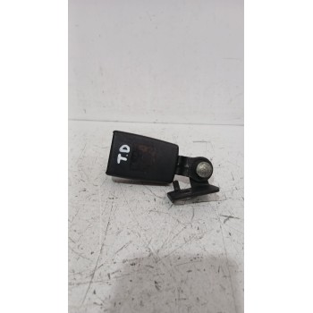 Recambio de enganche cinturon trasero derecho para opel astra j sedán 1.7 cdti (69) referencia OEM IAM 13354872  