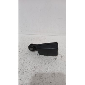 Recambio de enganche cinturon trasero derecho para opel astra j sedán 1.7 cdti (69) referencia OEM IAM 13354872  