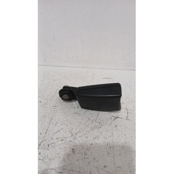 Recambio de enganche cinturon trasero derecho para opel astra j sedán 1.7 cdti (69) referencia OEM IAM 13354872  