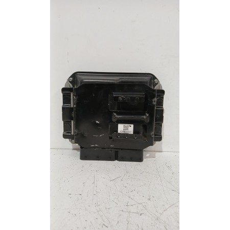 Recambio de centralita motor uce para opel astra j sedán 1.7 cdti (69) referencia OEM IAM 13278083  