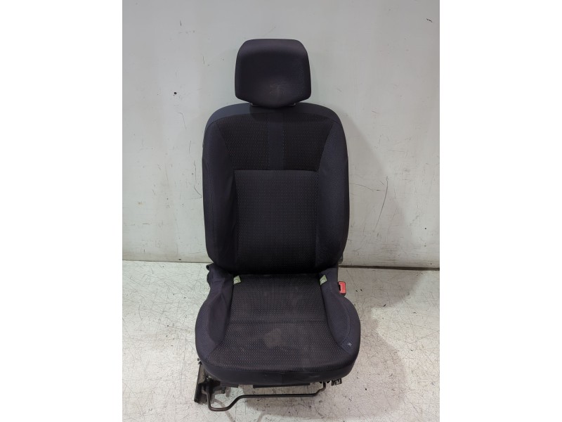 Recambio de asiento delantero derecho para renault clio iii (br0/1, cr0/1) 1.4 16v referencia OEM IAM   