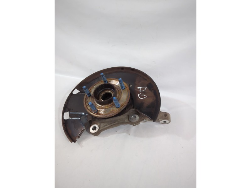Recambio de mangueta delantera derecha para opel astra j sedán 1.7 cdti (69) referencia OEM IAM 13319483  
